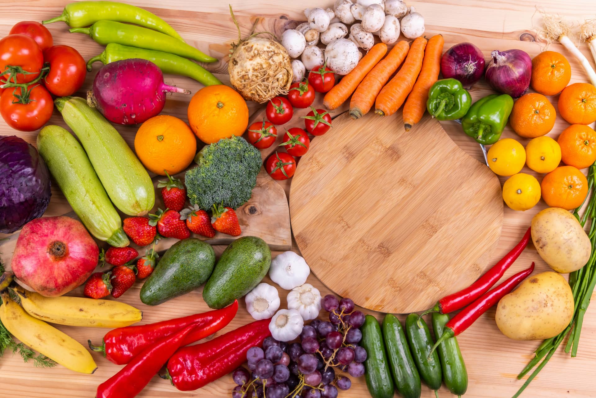 Repas végétarien famille : 30 recettes faciles que vos enfants vont accepter (2026)